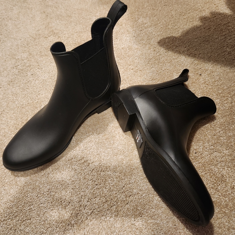 Rain boots